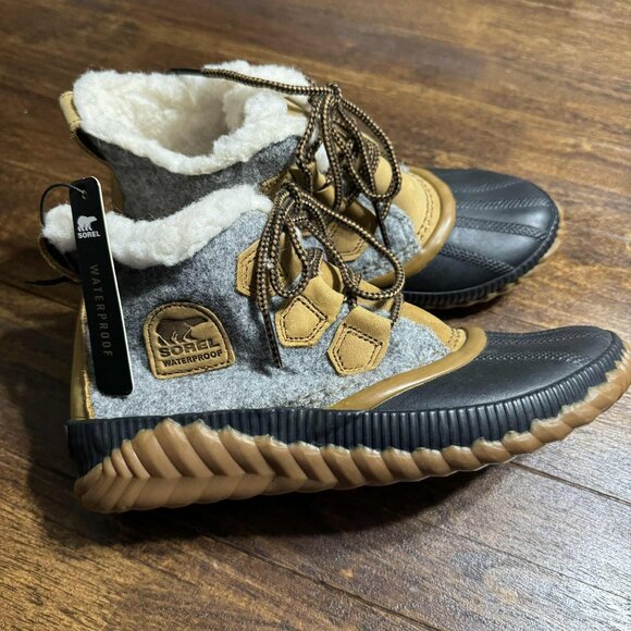 SOREL Out 'n About Plus Ankle Rain Duck Boot Quarry Grey Tan Size 7 NWT NL3150 - Picture 1 of 14